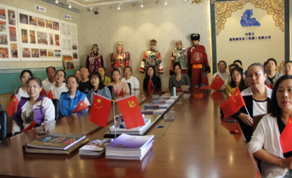 觀看閱兵盛典，凝聚奮進(jìn)力量——德利源公司組織全體職工集體觀看9.3閱兵禮